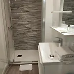 De La Grotte Hotel 2*