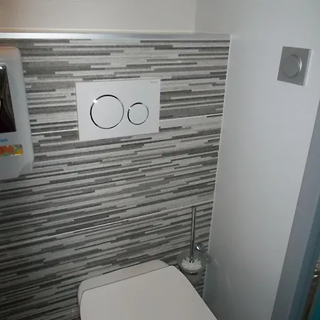 De La Grotte Hotel Aix-les-Bains