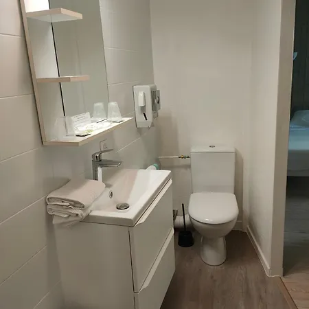 De La Grotte 2* 엑스레뱅