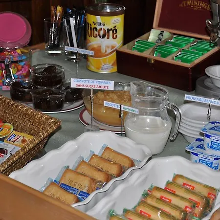 호텔 De La Grotte 2*